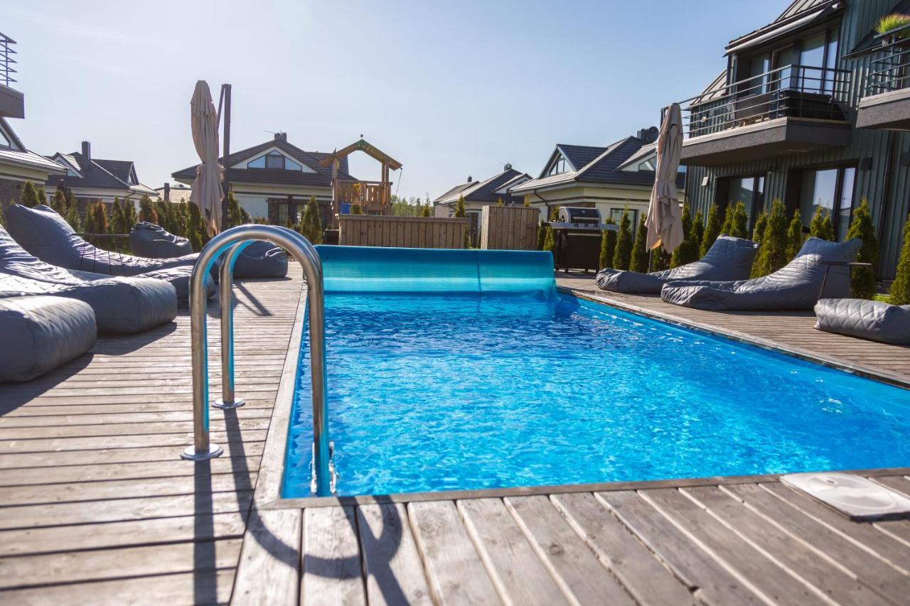 Lilly Apartment With Pool And Terrace พาลังกา ภายนอก รูปภาพ